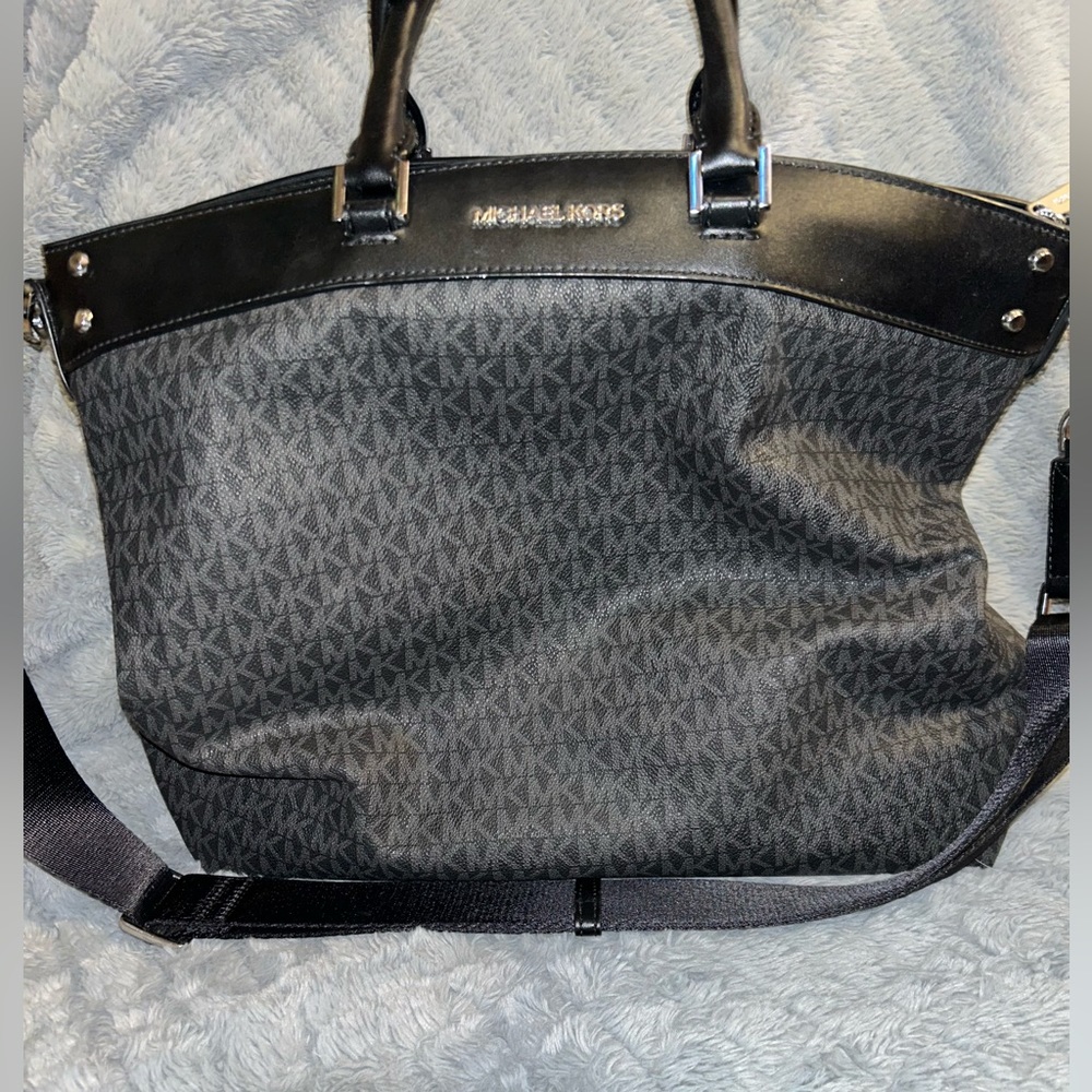 Michael Kors Slouch Crossbody Tote